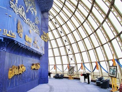 تبلیغات محاطی برج میلاد